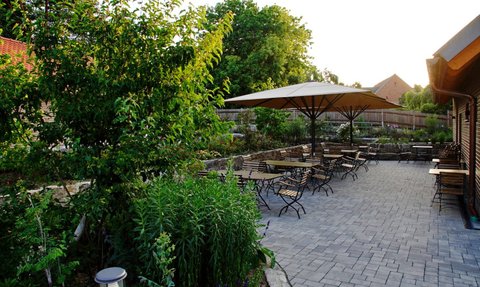 Goldener Adler in Prichsenstadt - Blick in den Biergarten