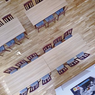 Drohnen-Blick auf Gastronomieeinrichtung